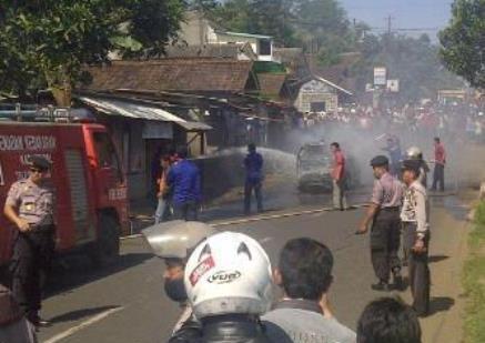 FPI tidak Bisa Dibubarkan Polisi 